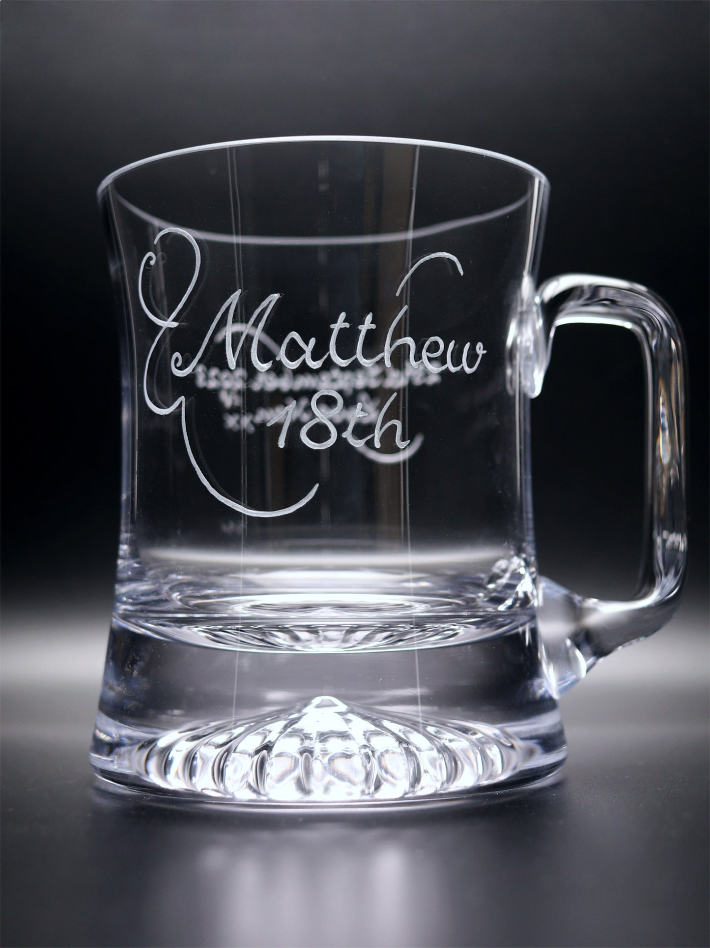 Handmade Curved Star Base Pint Tankard