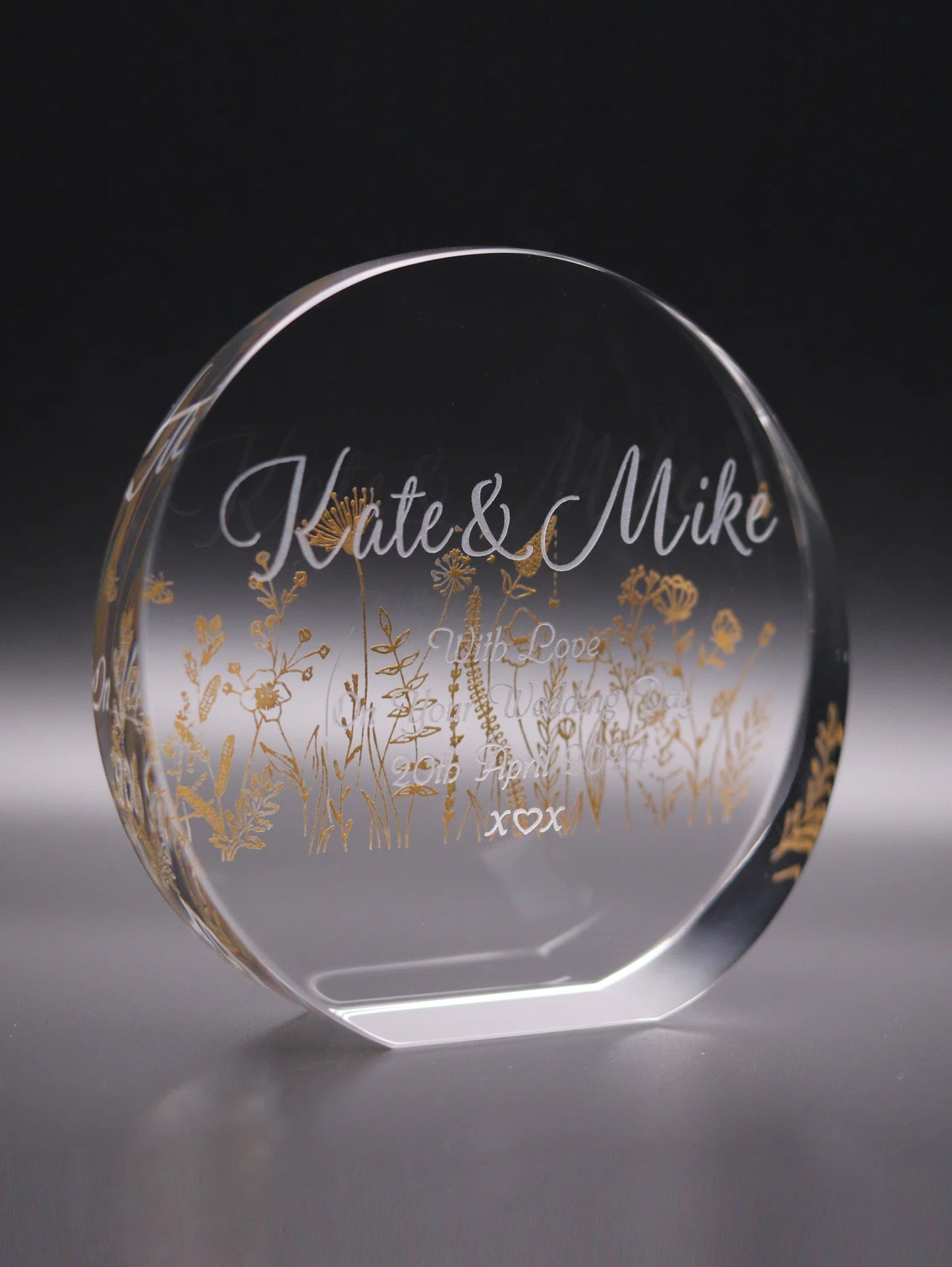 9cm Optical Crystal Round Wedge Paperweight Engraved with a Gold Flower Background